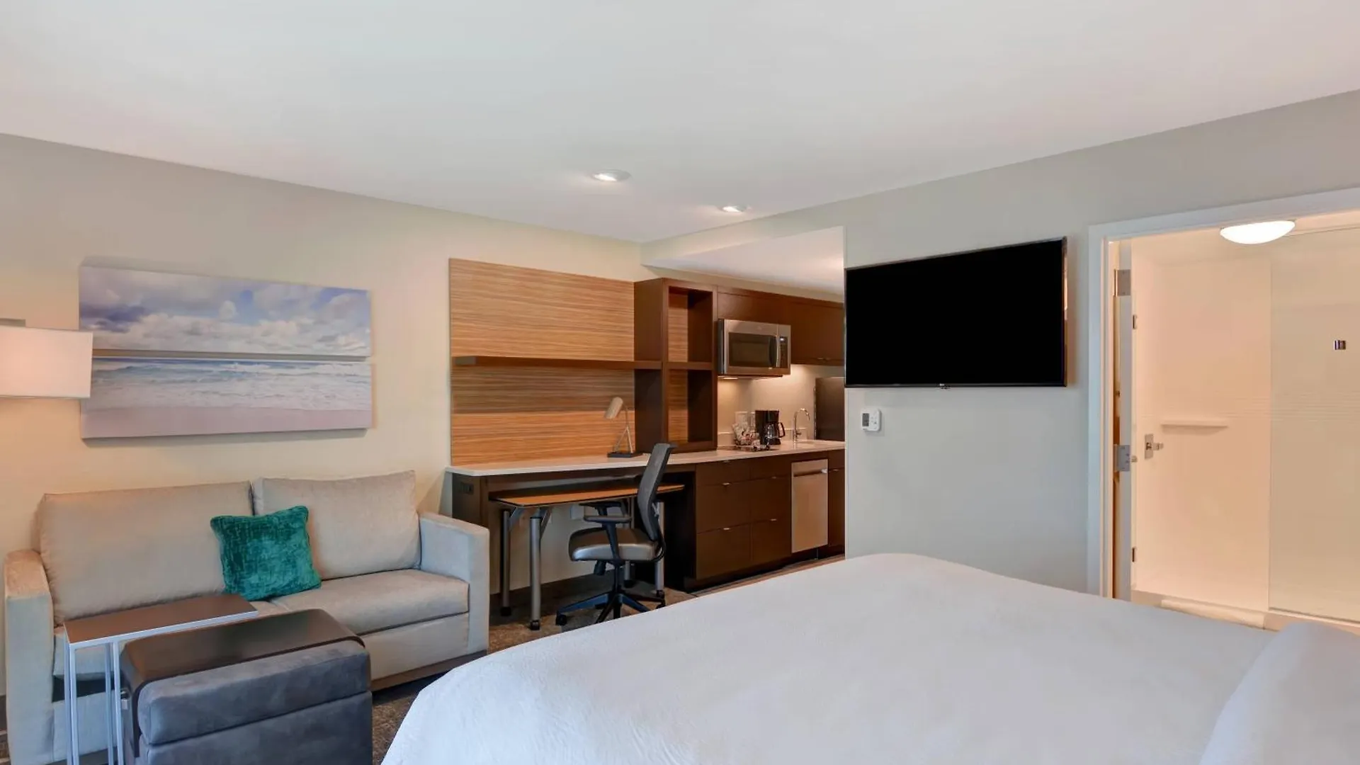 Towneplace Suites By Marriott Panama City Beach Pier Park Hotel